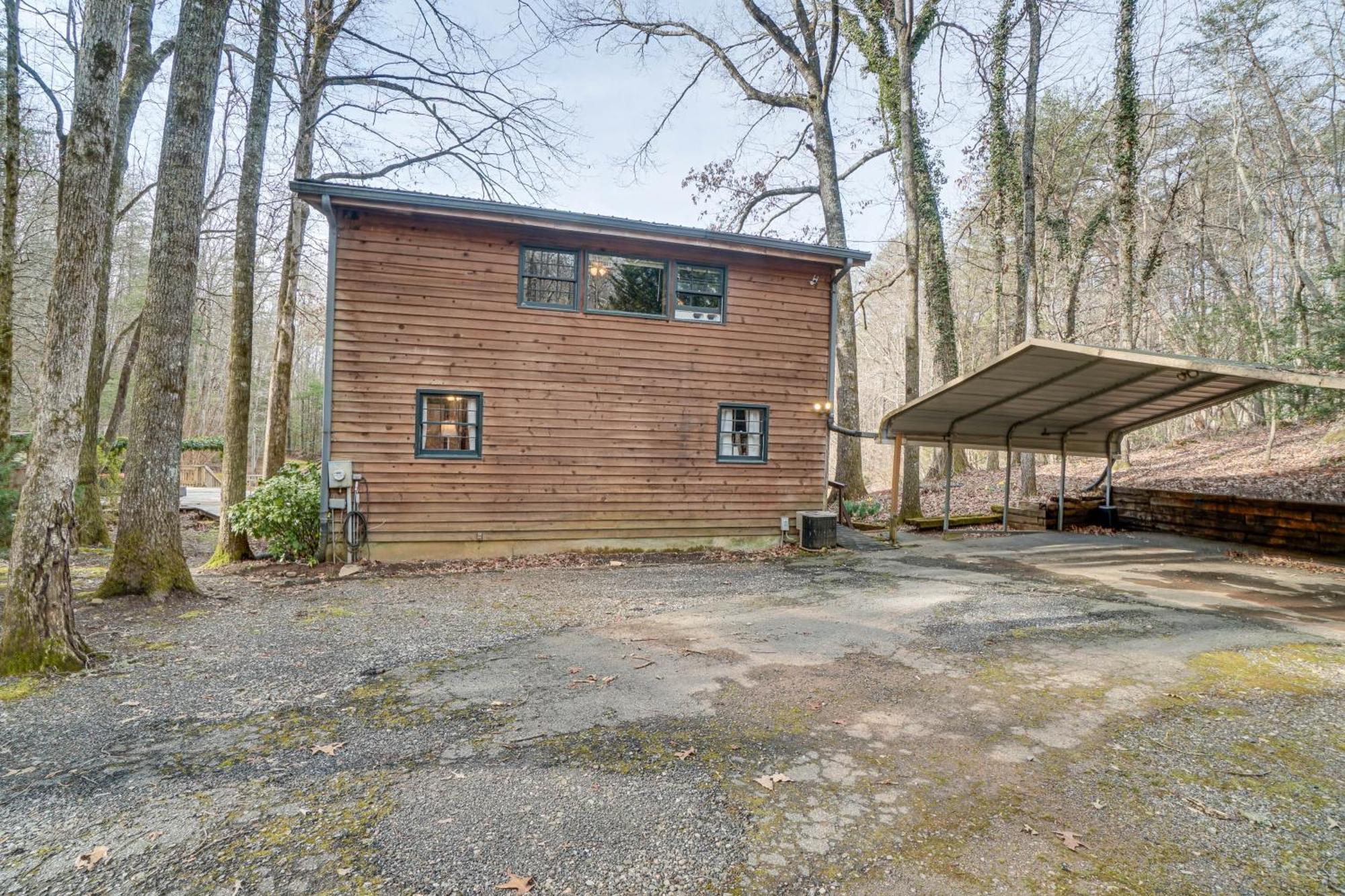 Charming Cabin With Fire Pit And Decks About 7 Mi To Helen Sautee Nacoochee Luaran gambar